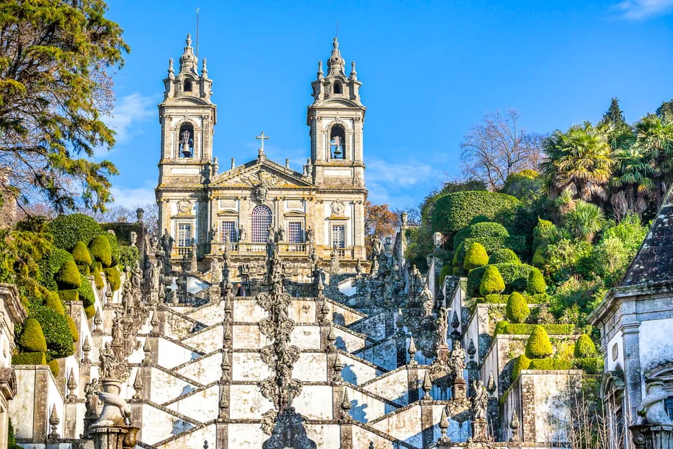 Tour en grupo reducido por Braga y Guimarães, con comida y entradas incluidas